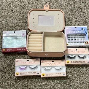 Kiss Eyelash Collection with Peach Case